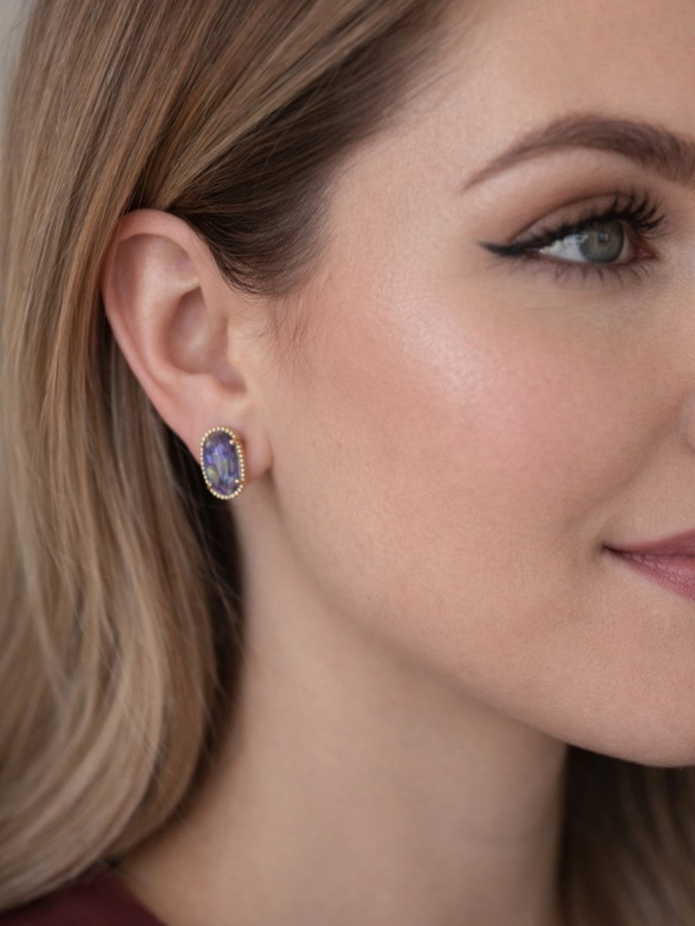 Kendra Scott Ellie gold and purple stud earrings